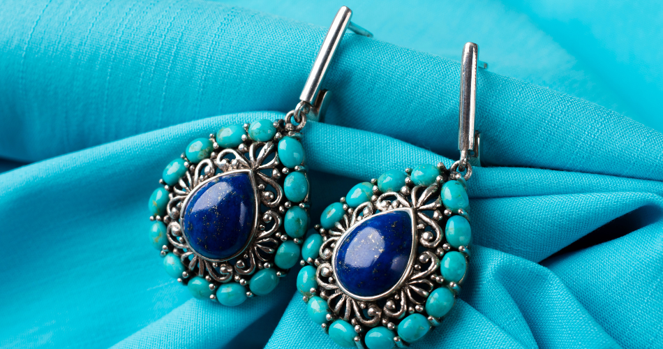 Exploring the Fascinating World of Earrings: A Comprehensive Guide